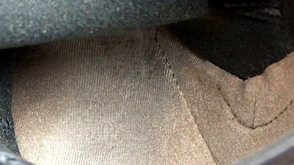 【足のにおい】 コールセンター・足王道-8