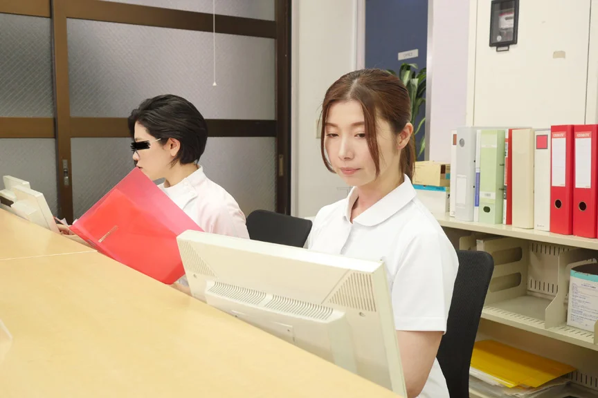 採精室でイケメン患者と2人きり！6 加藤さん-2