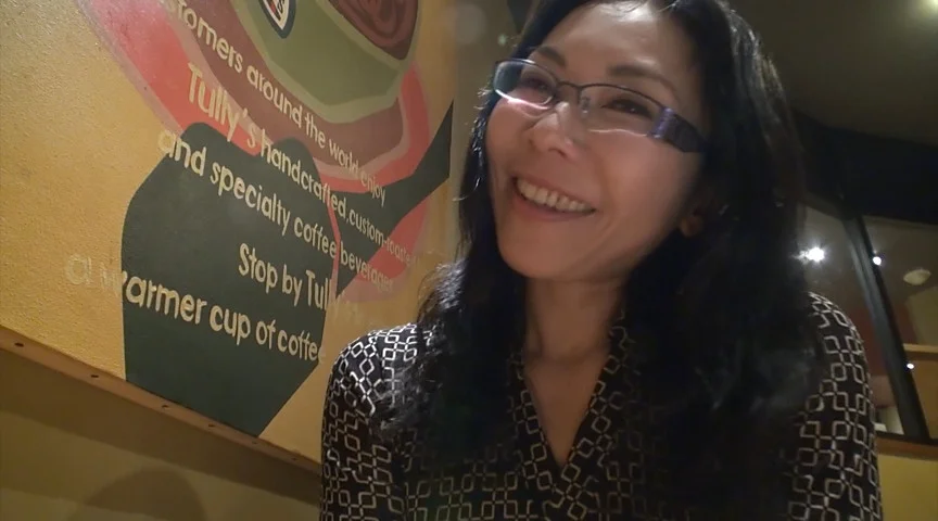 エキセントリック筋肉52歳女AV DEBUT！宗像小夜子さん-1