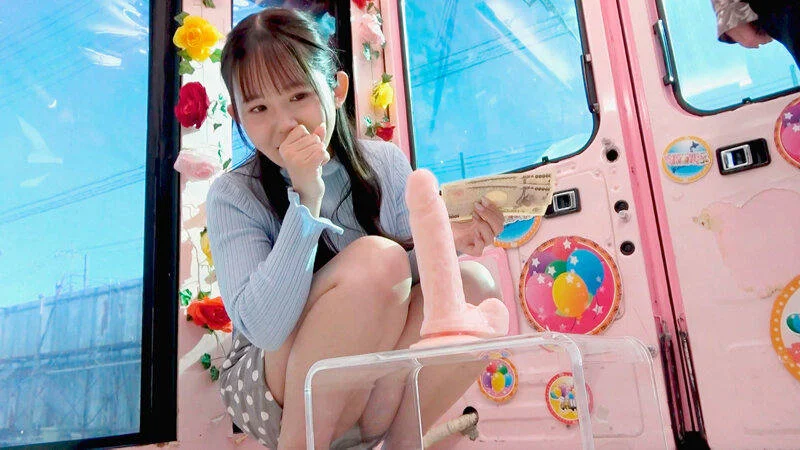 美女10人が初めての固定ディルドまたがりオナニー！-1
