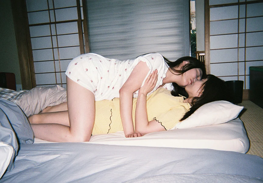 大人レズで好きが溢れるデート 川越ゆい 新村あかり-4