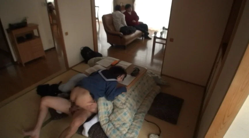 興奮した彼女はビショビショに濡れたオマ○コを僕に…-4