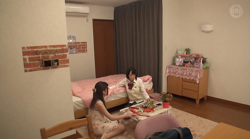 娘と家庭教師の女を近親＆レズ3PでW中出しセックス2-1