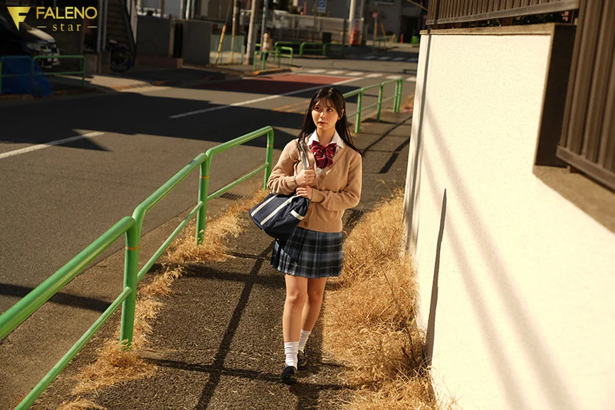 引きこもり兄からの馬乗りパイズリで乳オナホ扱い-1