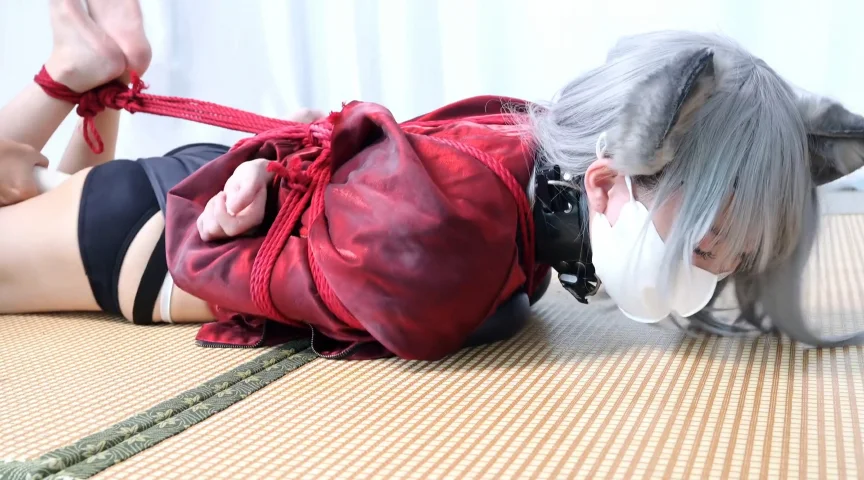 ライクラ水着姿で縛られるさあにゃたそ-10