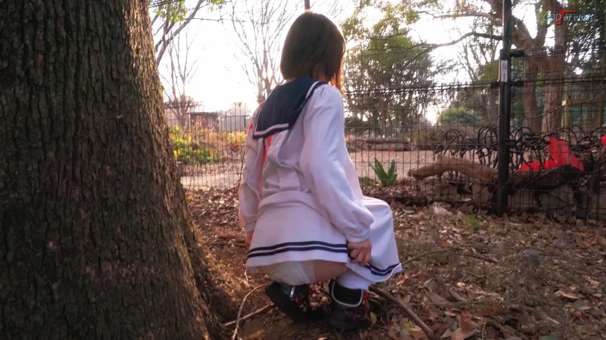 おむつ妹とおもらしお散歩-20