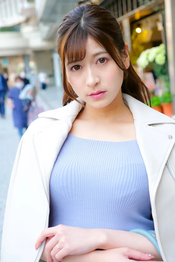 性欲旺盛な地方妻が越境開放セックス3-6