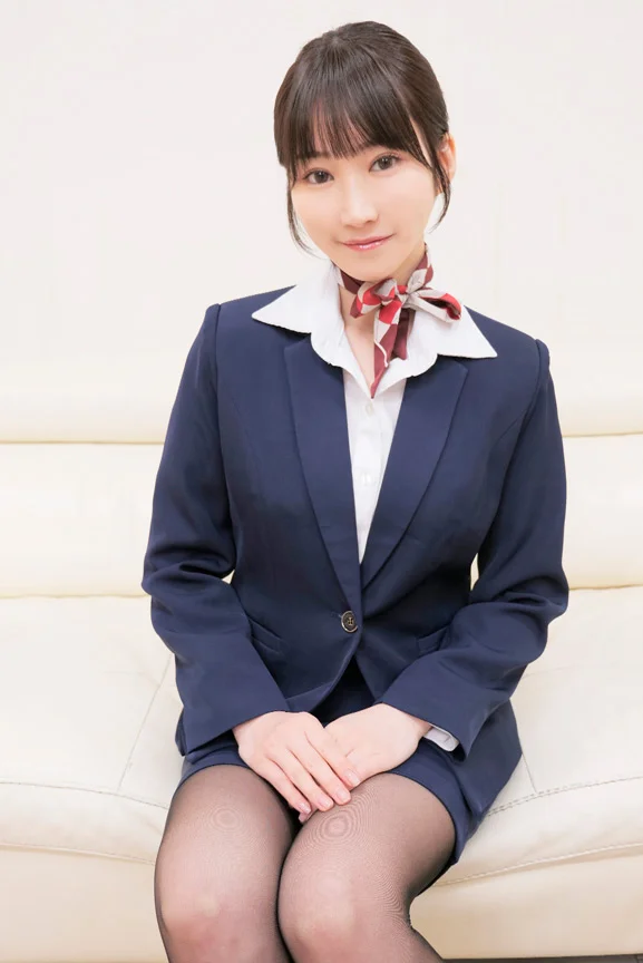 黒パンスト越しの童貞チ○ポ3cm挿入！ 依本しおり-1