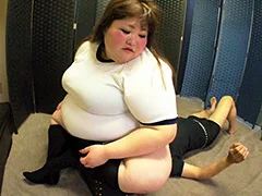 体重162kg！爆体女子の圧迫遊戯