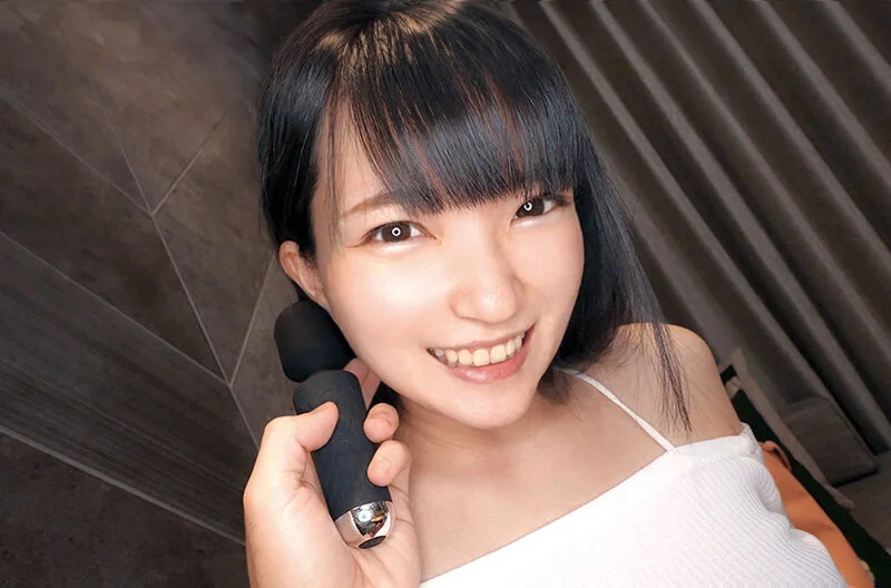 ホテルで兄妹2人きりになったらヤリまくった 伊織ひなの-3