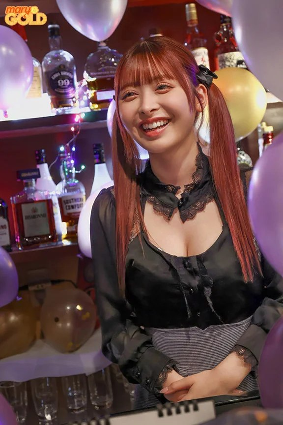 人気コンカフェ嬢が奇跡のAV出演！ AV DEBUT 瀧本くるみ-1
