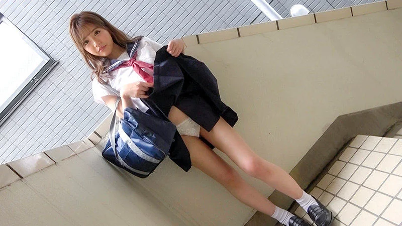 円女交際 中出しoK18歳 お上品ギャル娘 冨安れおな-2