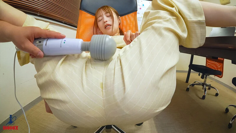 【飲尿聖水セクハラ】 新人デカ尻部下OL 天馬ゆい-13