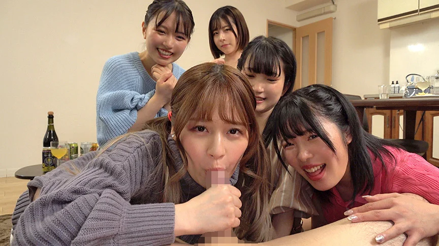 女子大生の姉の女子会で友達が家にお泊りに来た！-4