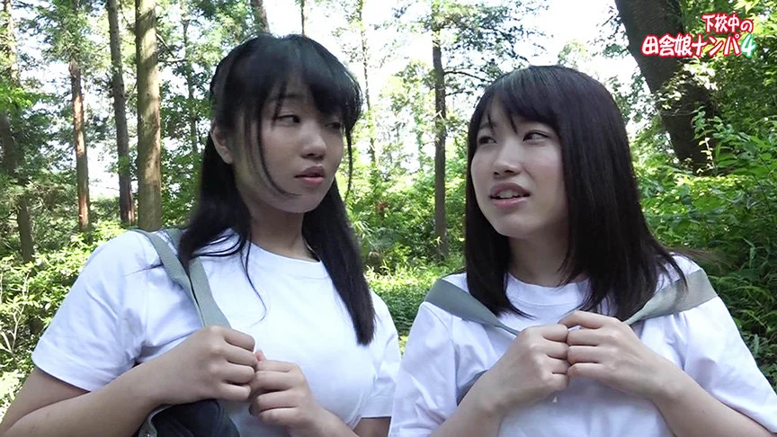 下校中の田舎娘ナンパ4～ウブなオマ●コと青○したい-1