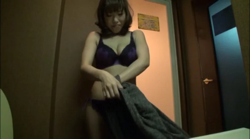 ドスケベ人妻10人の妄想チ○ポ絶叫ディルドオナニー6-12