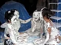 女だらけのパイ投げ大会26-6