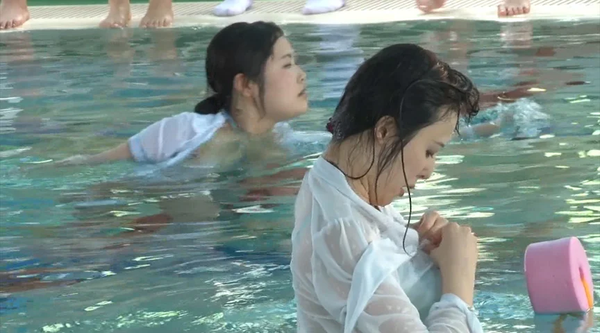 マイクロビキニでドキッ！巨乳20人！水泳大会2016-4