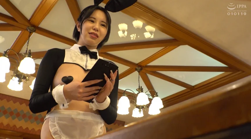 羞恥！逆バニーで働かされている私…。～みお編～-1