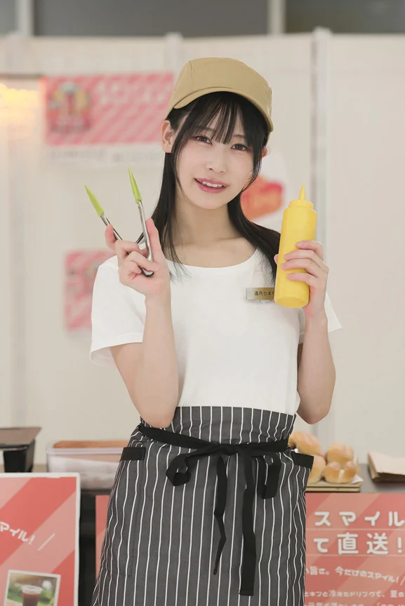 イカサレホットドッグ販売！逢月ひまり 小坂ひまり-1