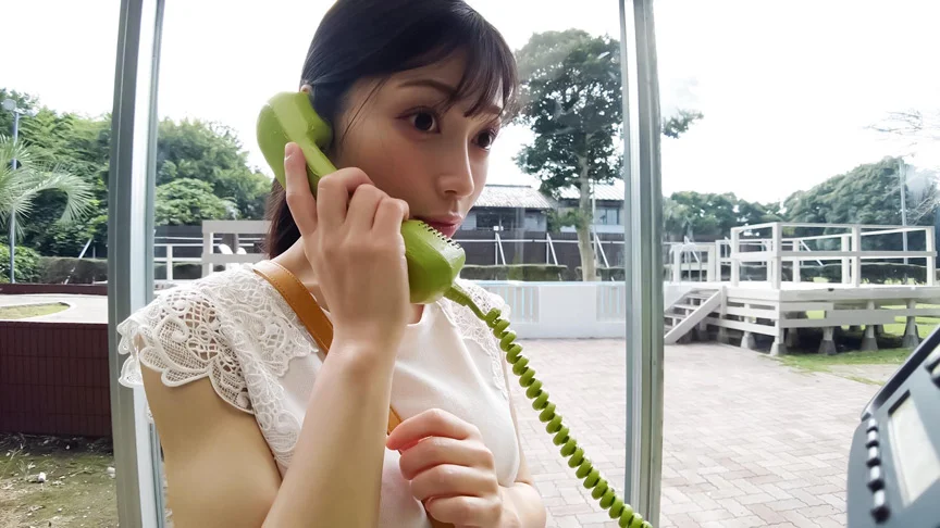 公衆電話ボックス360度 ひなみさん（21歳・大学生）-1