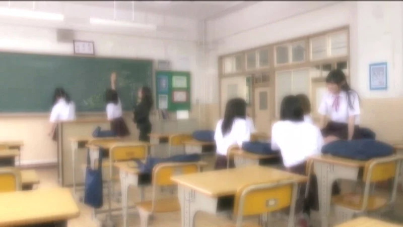 女子○生ポロリズム2-1