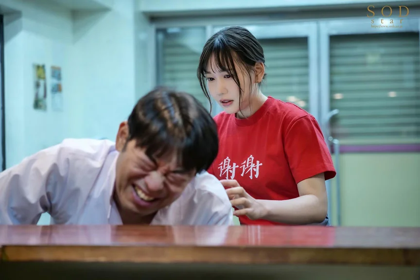 体液まみれで○される町中華屋の看板娘 鈴音りん-4