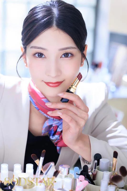 付き添い彼氏をフェラ＆SEXで顔射させる美容部員 本庄鈴-1
