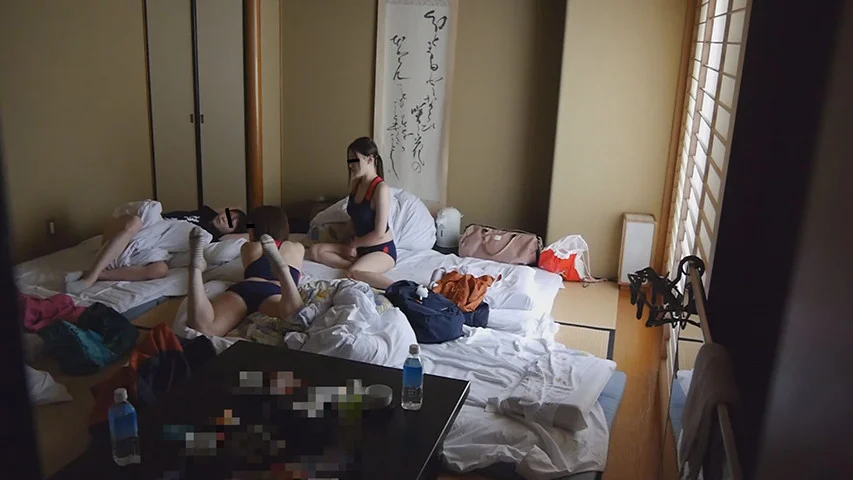 女子○生学校行事旅行 2-17