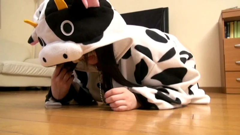 妹の着ぐるみパジャマにイタズラしてぷり尻丸見え状態-6