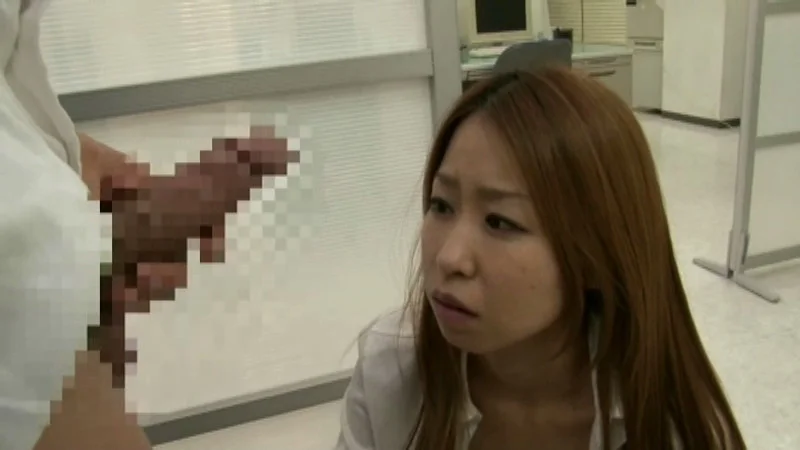 仕事が出来る女上司をバレないように悪戯したら-14