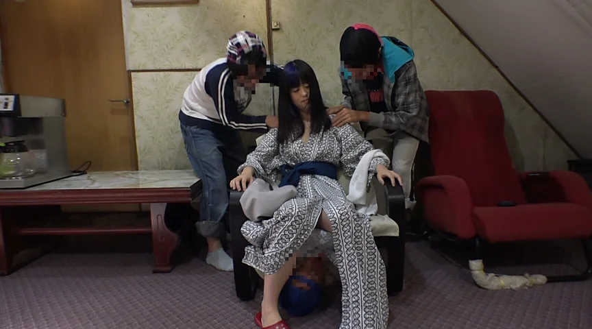 ボインだらけの女湯に乱入したマセガキ共-10