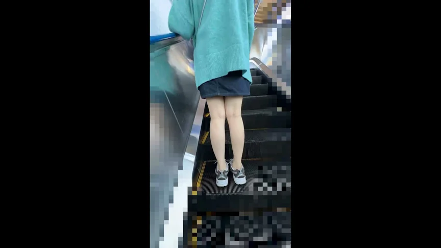 田舎くさい可愛い乙女に精水ぶっかけ…-1