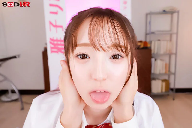 【VR】【8K】人間がドールに？！注文したら委員長は突如消えて、箱入りドールとして家に届いた 雅子りな-14