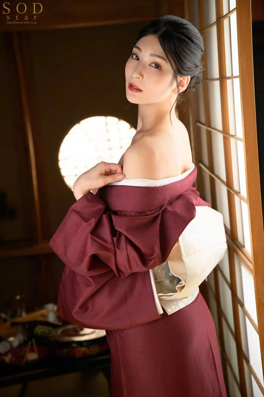 体を張ったおもてなしで経営難を立て直す温泉若女将 コンパニオンは私一人ですが晩酌でも宴会遊びでも中出し接待でも何でもご要望ください。ただしお代はきっちりいただきます… 本庄鈴-2