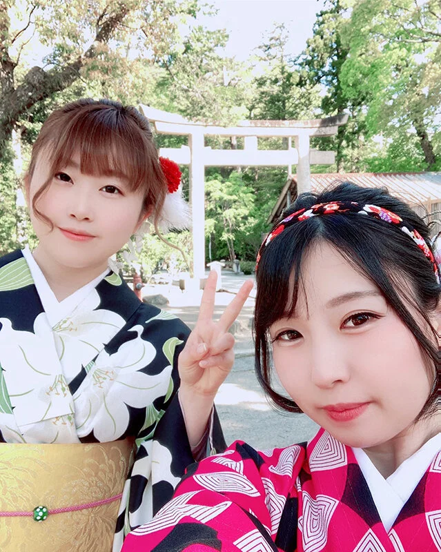 変態スカトロ女子旅 ザ・塗りたくり うんこ姫になった私たち 前多まこ-12