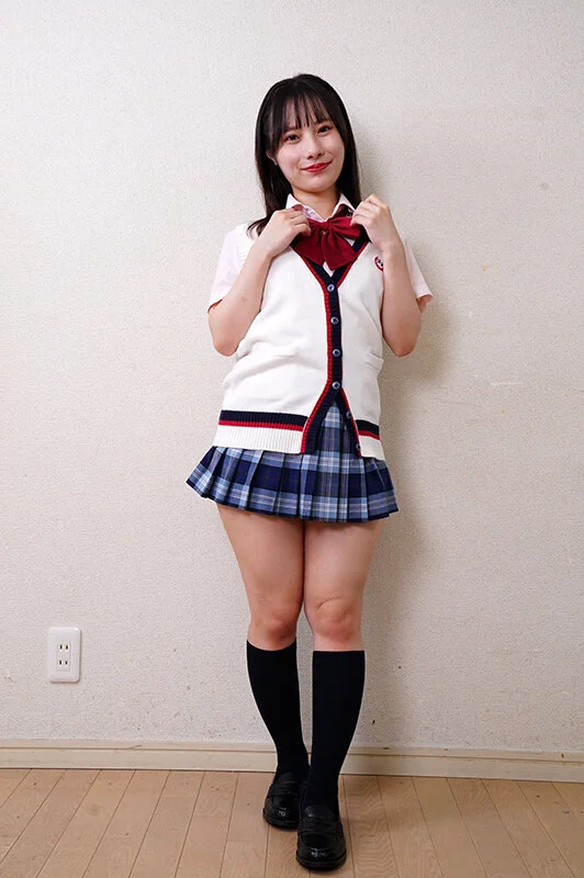 いけないおもらしごっこ 松井日奈子-1