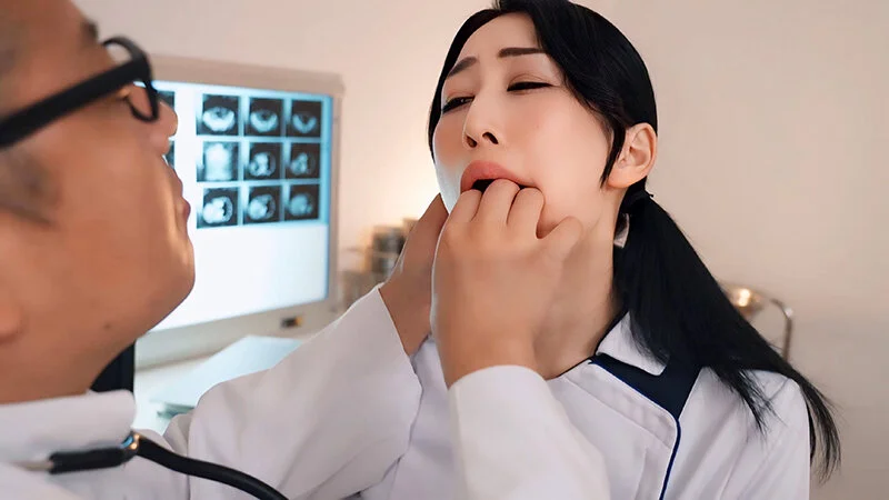 熟女看護師院内不倫～誰にも言えない秘密の関係～-5