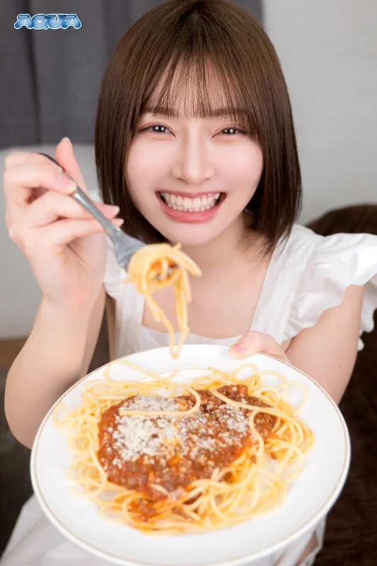 【VR】エロ可愛すぎる俺の嫁がいつも発情してるから浮気する気にもならない 小松本果-2