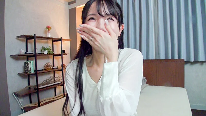 SNSでナンパした人妻が、旦那以外の身体に興奮してドエロい本性さらけ出しちゃいました！ 宮西ひかる-2