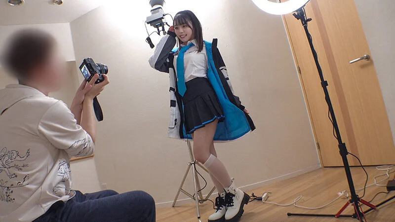 母乳で復活撮れてハメれるレイヤーとオフパコ撮影会♪ヤれる伝説の被写体母乳吹きまくり快感アクメ りまちゃん 25歳-1