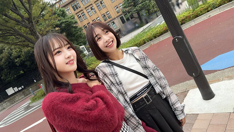 【早〇田大学経済学部4年】仲良しめちゃかわJD 卒業間近にハメ外して中出し4P乱交-2