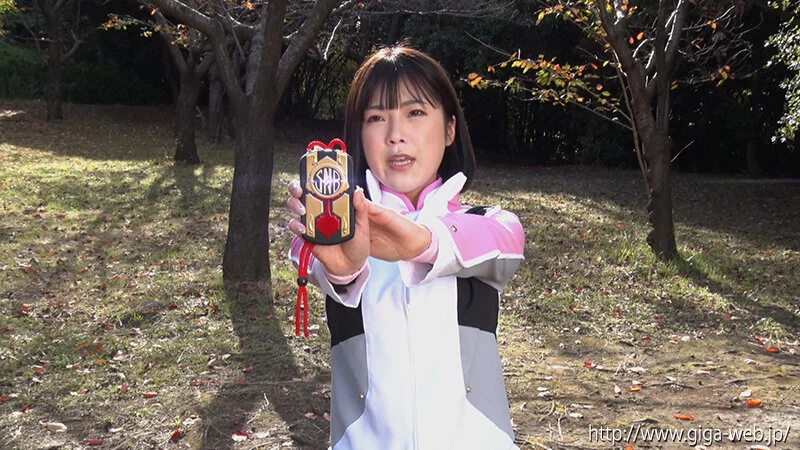 スーパーヒロイン危機一髪！！Vol.97 光忍戦隊シノビンジャー シノビホワイト 上白美央-2
