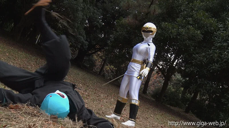 スーパーヒロイン危機一髪！！Vol.97 光忍戦隊シノビンジャー シノビホワイト 上白美央-6