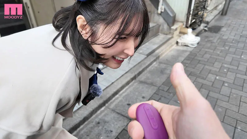 羞恥衣装でドッキドキ街ブラ即ズボ中出し散歩 仲村みう-12