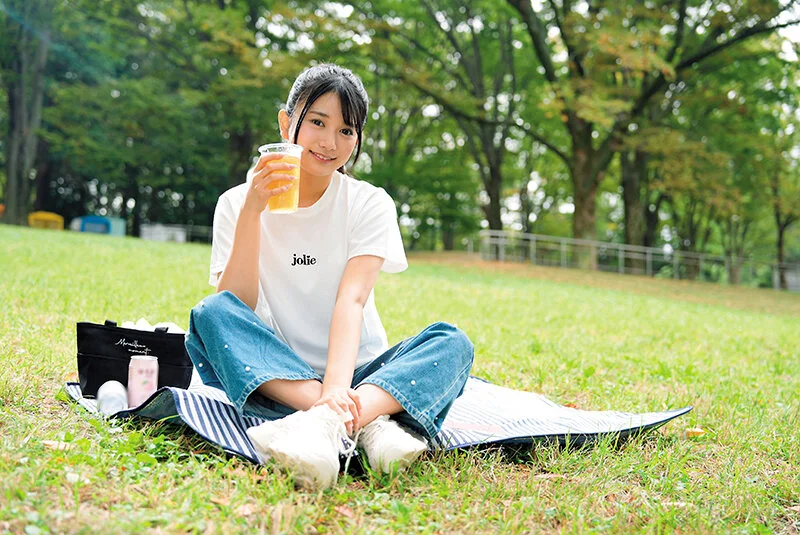【夢幻調査隊】昼間の公園で一人でお酒を飲んでる女性急増！なぜか顔面偏差値Aランク【検証】話しを聞いてみた結果！みんなめちゃのんべえSEX好き判明！-1