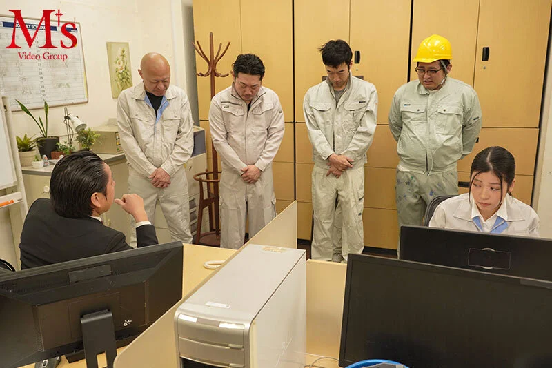 高貴な美人妻の喉奥を完膚無きまで犯して輪●す非道の臭マライラマチオ 嗚咽…喉ボコ…嘔吐…タコ部屋に監禁されイラマ漬けにされ醜悪な男たちの喉奥肉便器に成り下がった社長夫人 深雪しおり-1