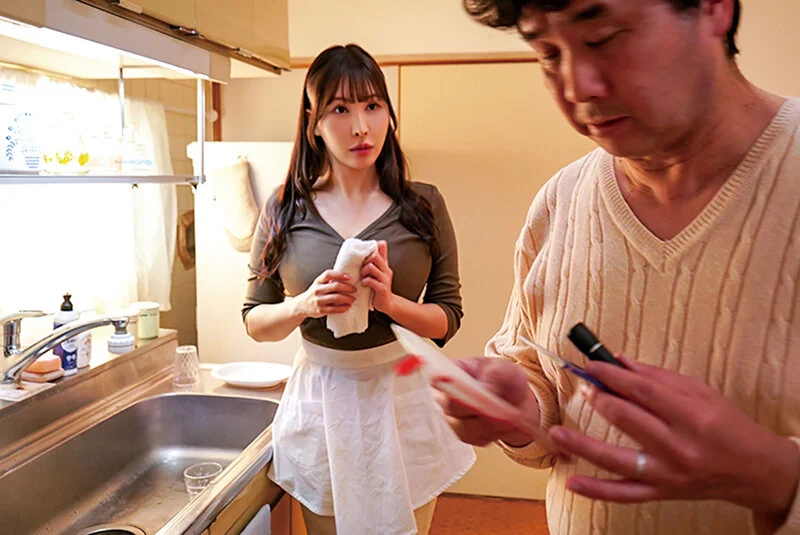 仮面の爆乳妻 MASKの下で揺れるご近所妻の敏感な女体 酒池肉林の自治会性交 広瀬美結-8
