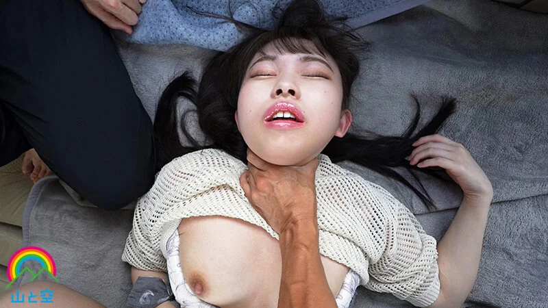美少女ガチャ追いかけ回しレ〇プ あどけない美少女を眠剤拉致 抵抗したら首絞めビンタでわからせ気が済むまでイラマぶっかけ3Pヤリ放題-3