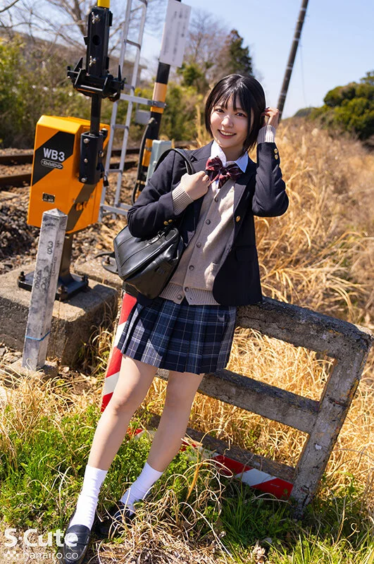 放課後はお泊りSEX。制服マゾ美少女はイラマしてすぐ入れたい！虹村ゆみ-3